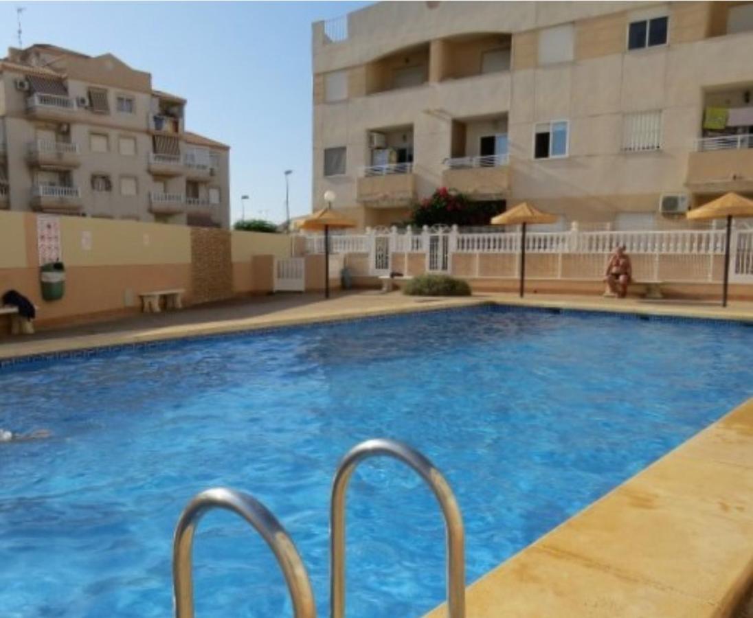 Bonito Apartamento De Dos Habitacion Y Piscina Torrevieja Esterno foto