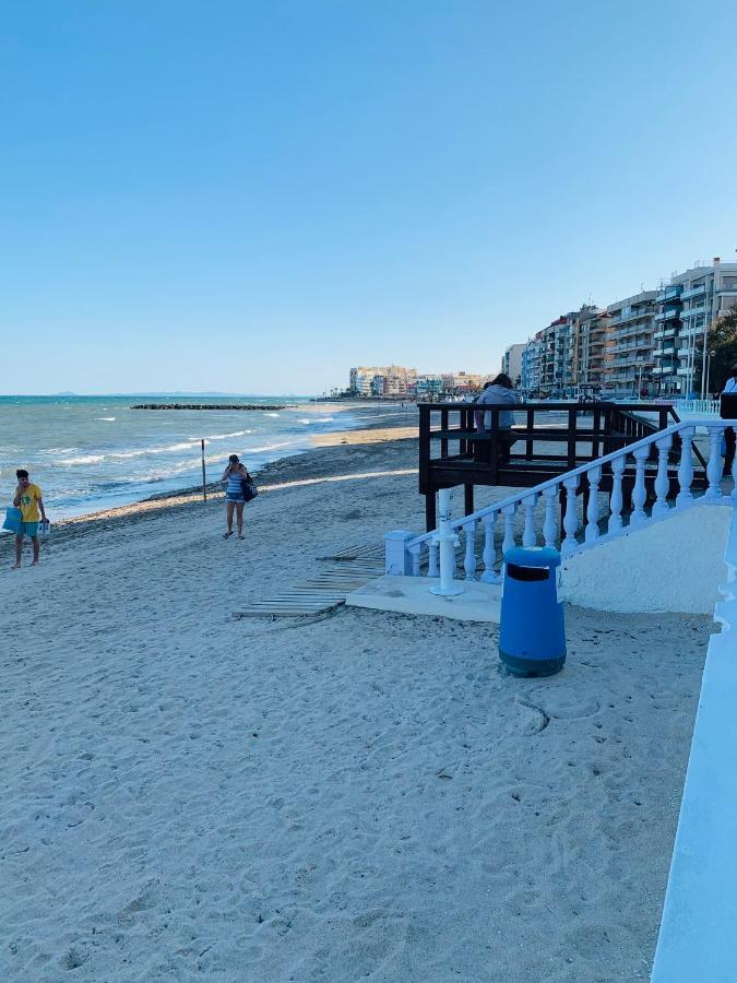 Bonito Apartamento De Dos Habitacion Y Piscina Torrevieja Esterno foto